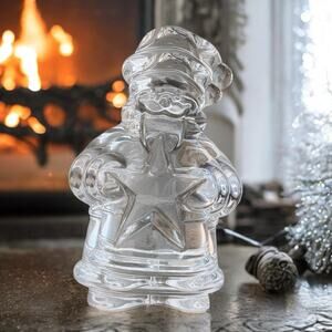 BACCARAT SANTA CLAUSE STAR CRYSTAL CHRISTMAS HOLIDAY FIGURINE 4.5 in